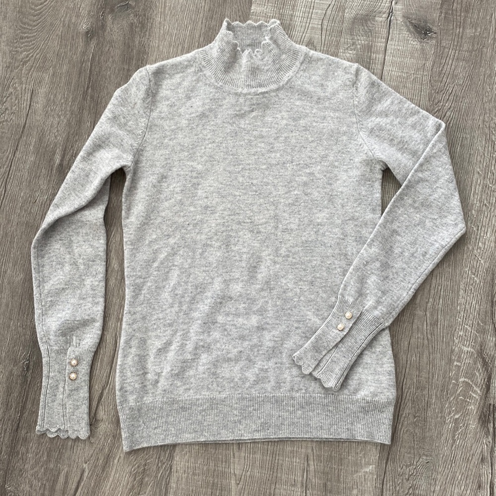 Nanette Lepore 100% cashmere sweater